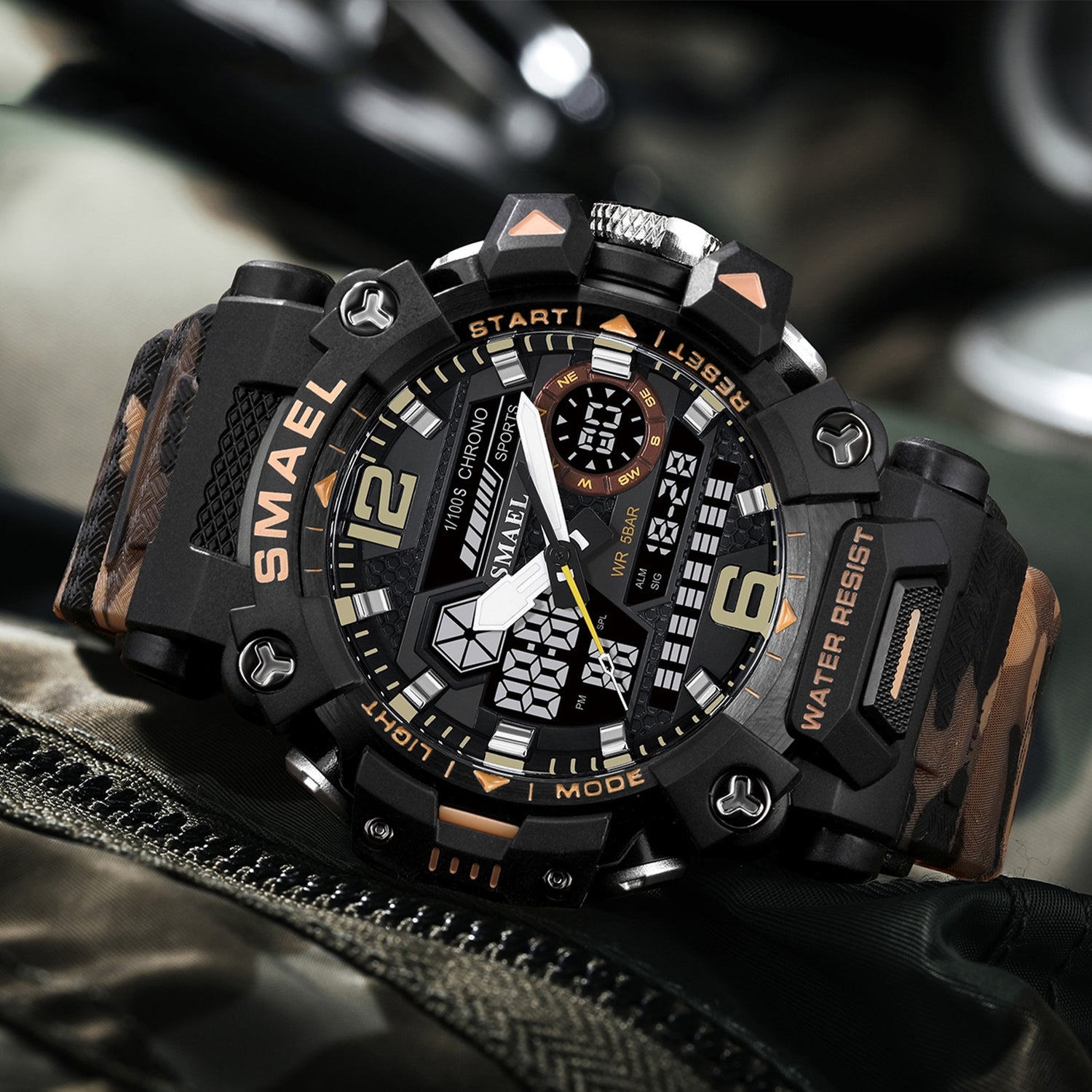 Tactical Men Camouflage Alloy Military Style Luminous Waterproof Outdoor Electronic Watch