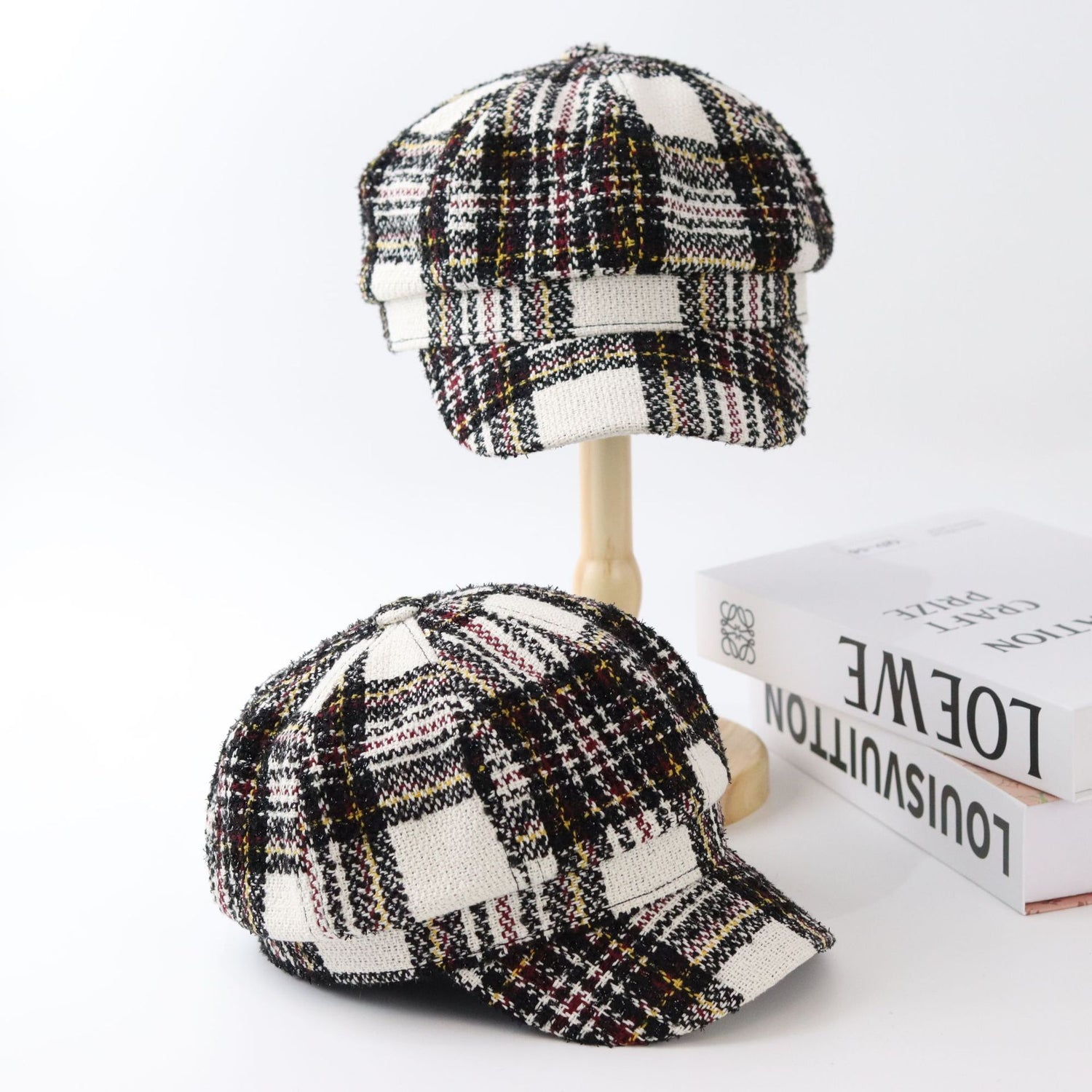 Autumn And Winter Leisure Peaked Cap British Black And White Plaid Octagonal Hat