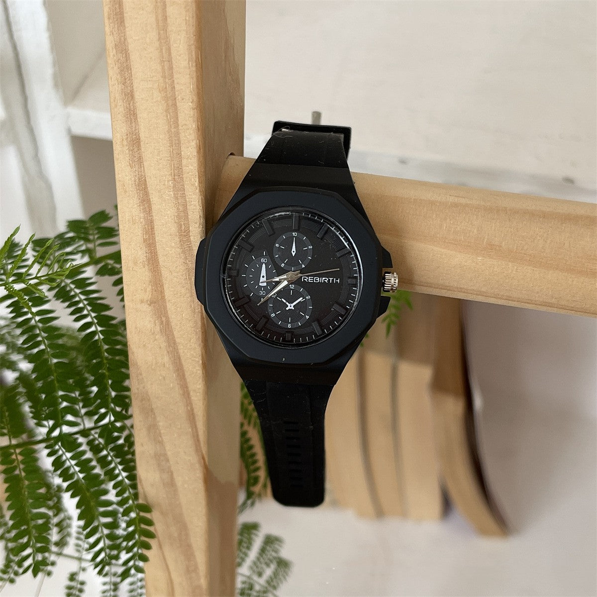 Women's Sports Quartz Watch Simple Silicone Watch